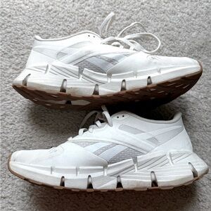 Reebok Zig Dynamica Running Sneakers